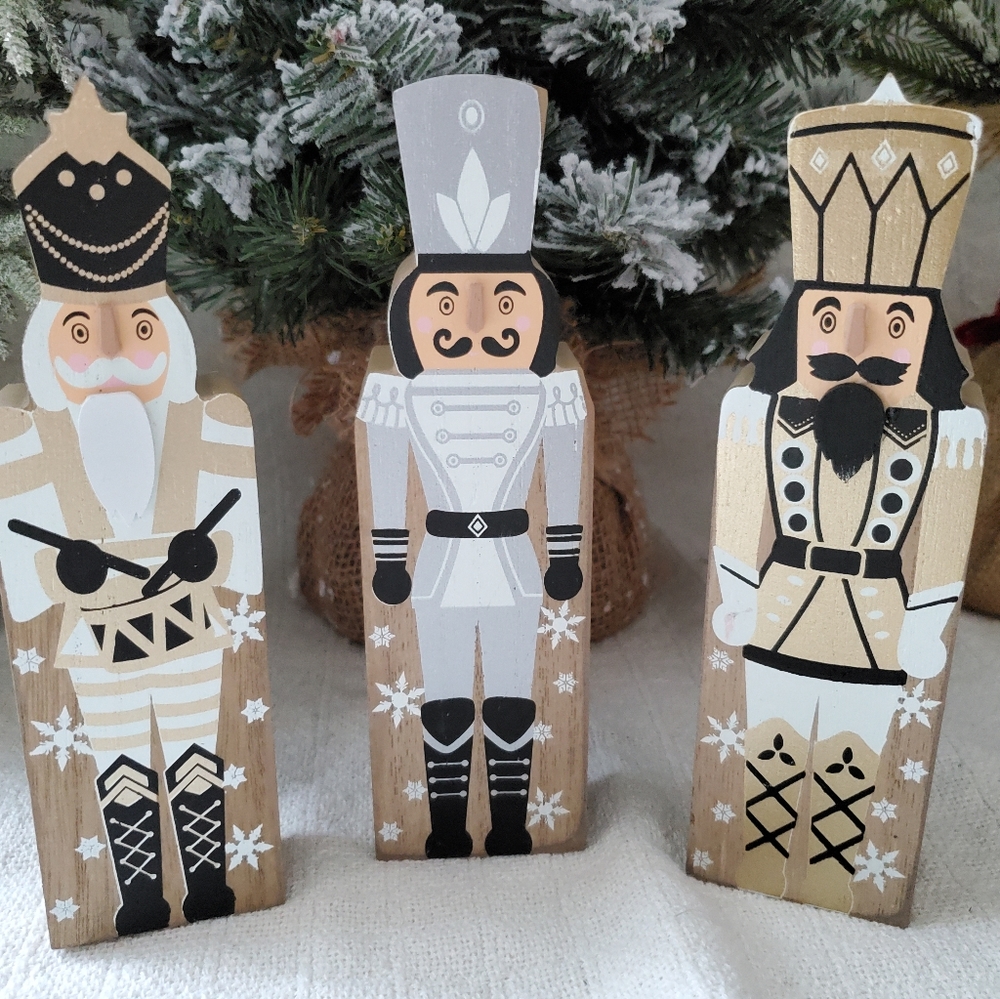 wooden toy soldiers